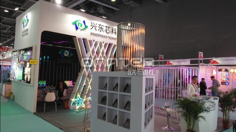 学校门口招牌定做的价格，影响因素大揭秘**