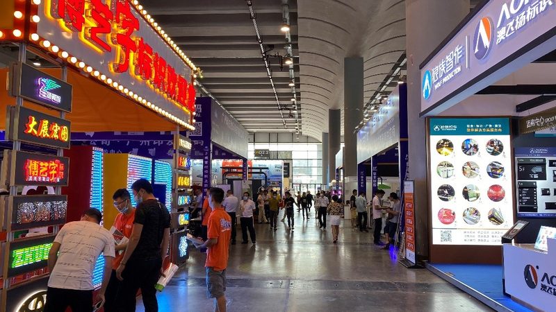 标识标牌代理加盟，如何规避潜在风险？**